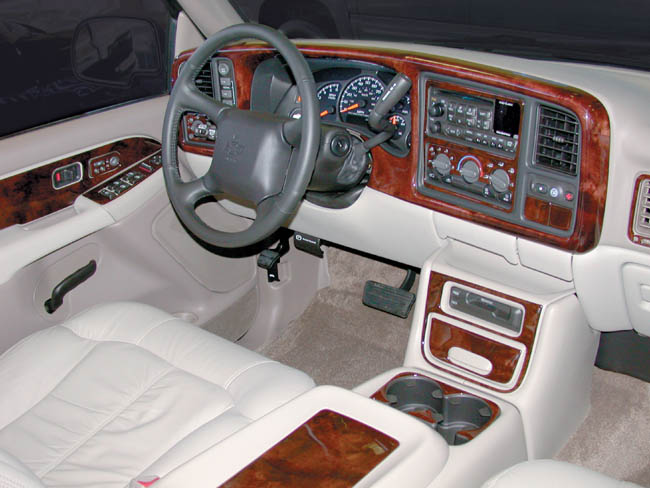 Chevrolet Suburban / Tahoe / Gmc Yukon Wood Dash Kit by B&I